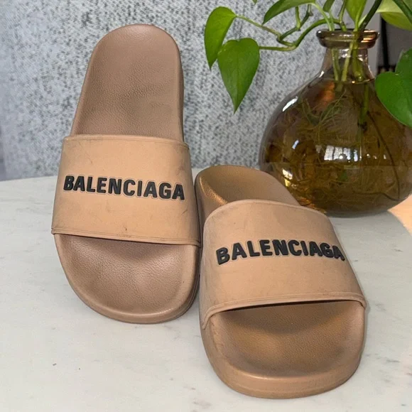 Balenciaga pool slides - Picture 3 of 5